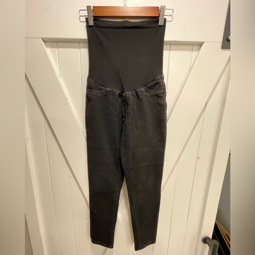 SOLD!! Black Maternity Skinny Jeans 2/26